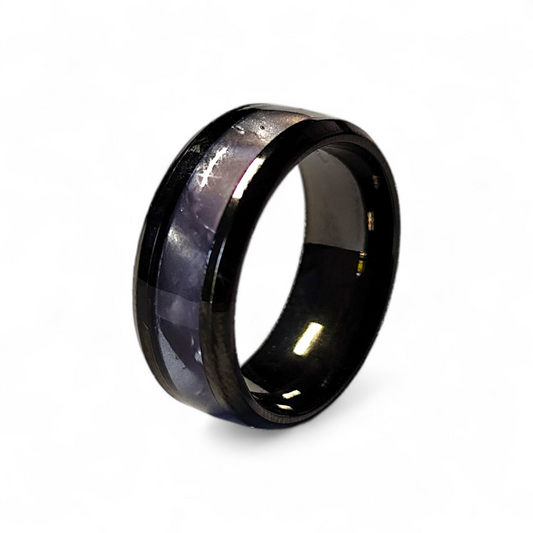 Bague "Améthyste" - Noire à la résine Mauve
